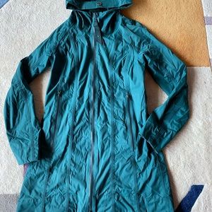 Lululemon Right As Rain Jacket 6
